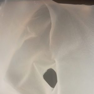 Uudella menetelmällä bakteeriselluloosasta voi tehdä kolmiulotteisia ja onttoja esineitä.