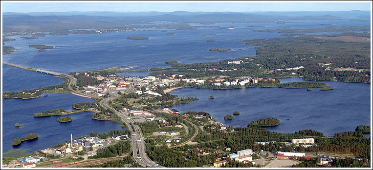 Kemijärven keskusta luoteesta päin kuvattuna.