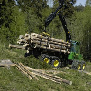 Metsätraktori. Kuva: Erkki Oksanen