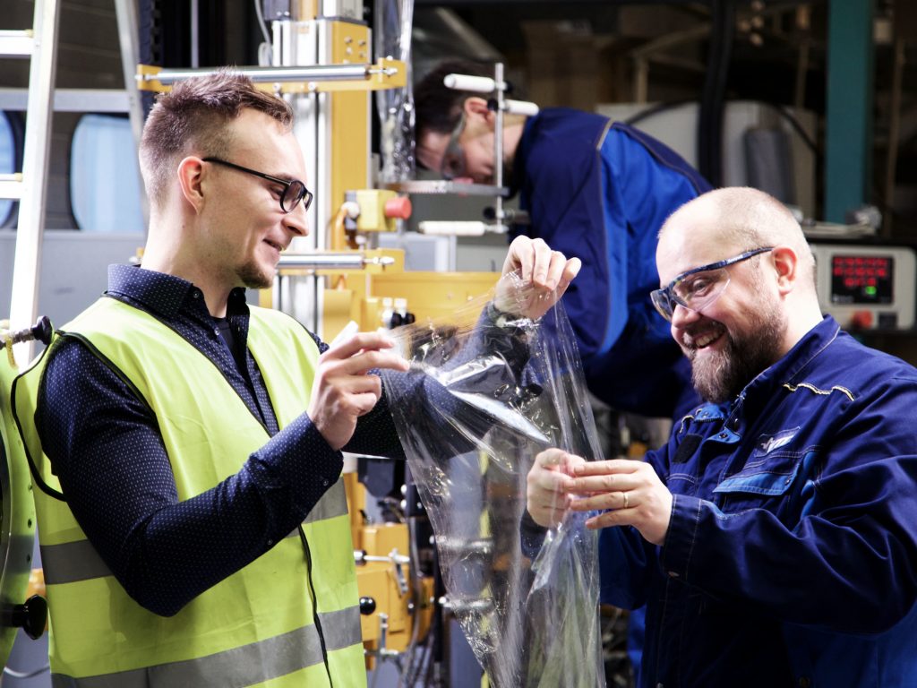 "Biodegradability is not as heavily in demand as recyclability," says Jaakko Kaminen, here with Tommi Vuorinen, researcher at VTT. Photo: Woodly