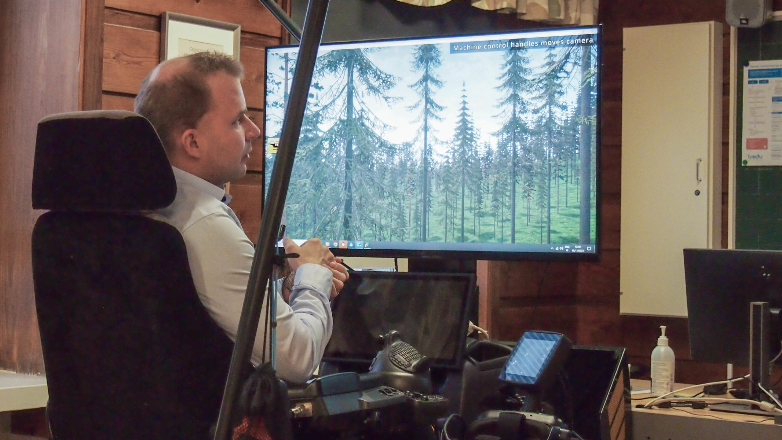 A forest machine simulator, Ponsse