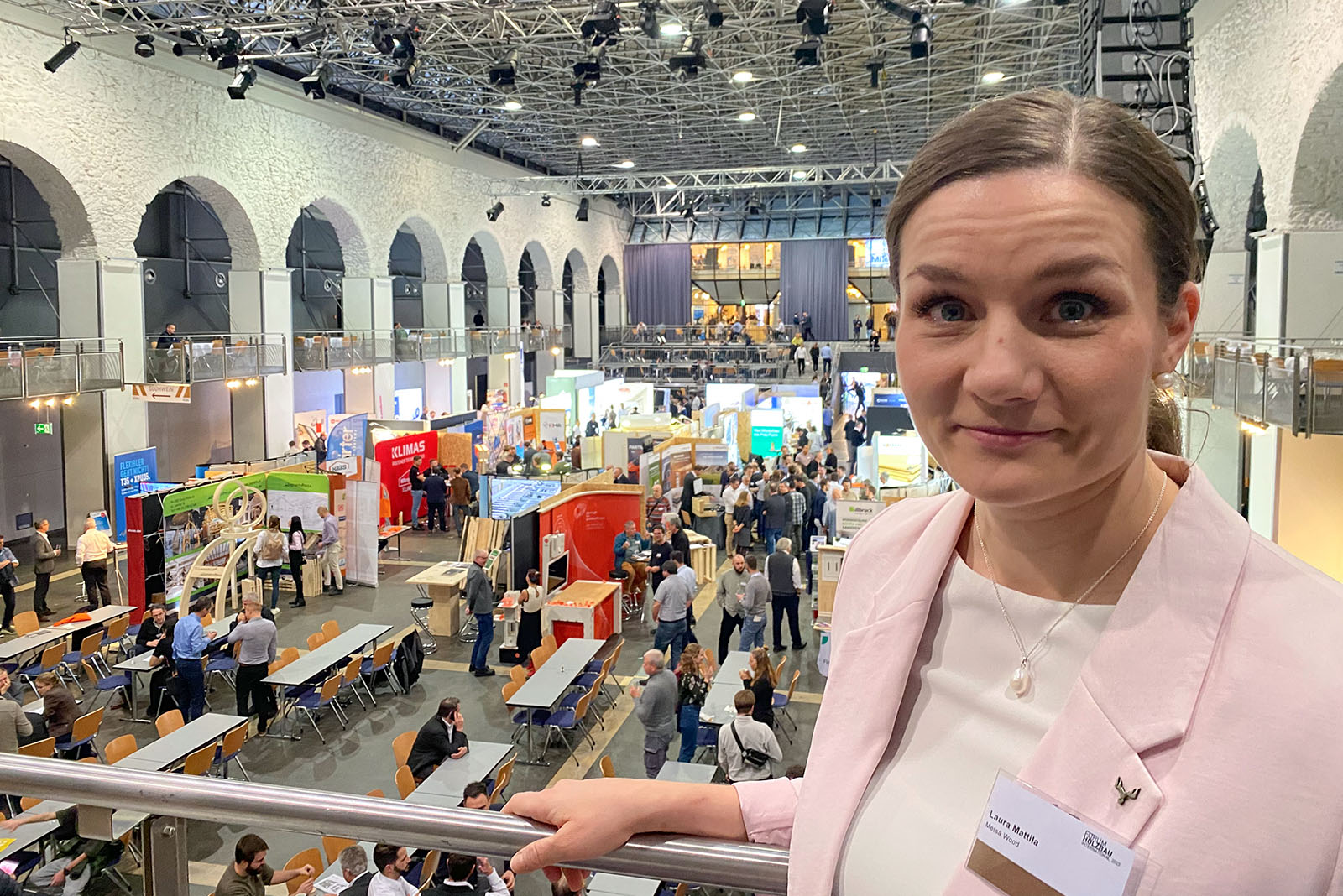 ’It is interesting to note the change: where the trade fairs in the field only used to attract professionals of the forest and wood sector and of construction, we now see more and more investors and people from the world of finance,’ Sales Director Laura Mattila says. Photo: Audiomedia
