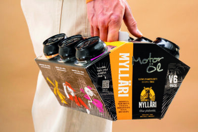 Metsä Boardin kartonkinen monipakkaus on rakenteeltaan yksinkertainen, eikä se sisällä muovisia osia tai liimaa, mikä helpottaa kierrättämistä.