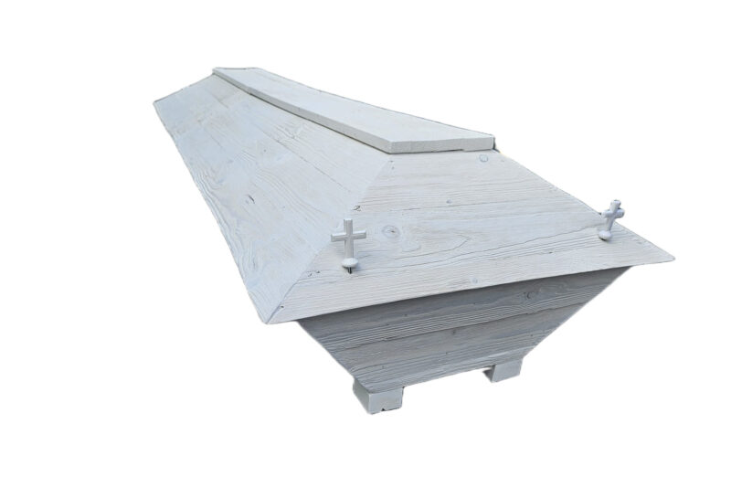 Coffin from recycled wood