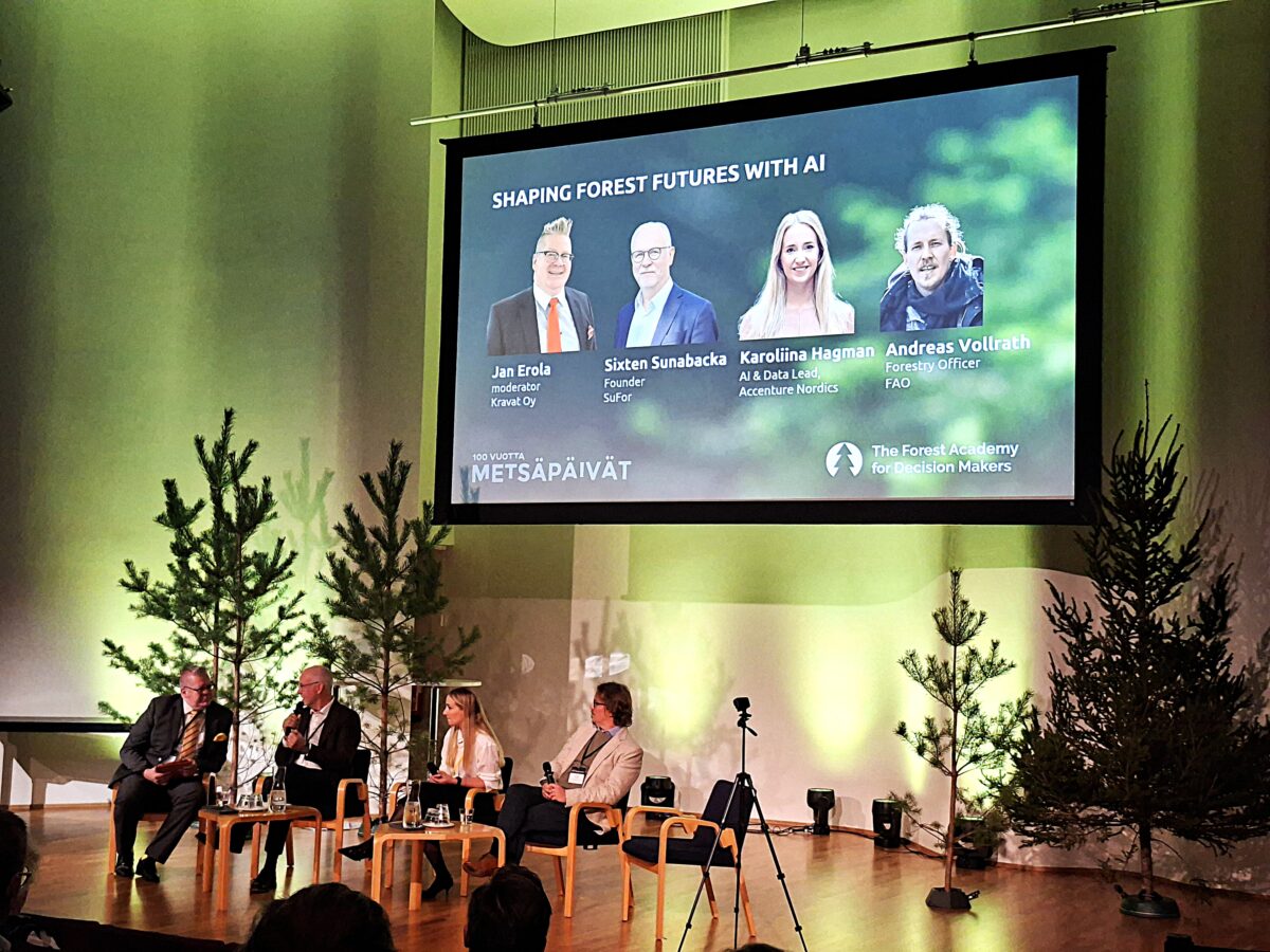 Finnish Forest Days panel discussion event.